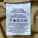  women’s gold the Nike tee size medium Photo 3