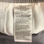 Old Navy Size 30 Plus Size. Women’s Everyday High Rise Flat Front Grey Shorts. Photo 5