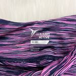 Old Navy  Go- Dry workout cropped capri leggings Photo 1