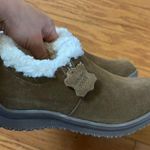 Minnetonka NWT  genuine suede women boots size 6 Photo 0