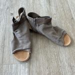 Very G Womens Brown/Grey Sandals - 9.5 Photo 0