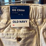 Old Navy Tan Cargo Shorts Casual Summer Essential Photo 2