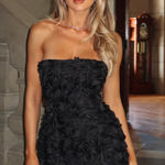 White Fox Boutique White Fox Pretty Women Mini dress floral tulle Black Strapless size M black Photo 0