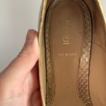 Fendi Gold Pumps With Logo Photo 5