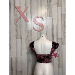 Melrose and Market XS Black Pink Floral Corset Crop Top Puff Sleeve Hook-Front Photo 2