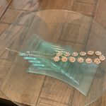 Elegant Gold and Pink Floral Necklace Photo 1