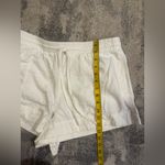 Universal Threads Universal Thread White Linen Shorts Photo 5