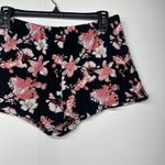 Vince Camuto Women’s Pajama Set Size M Floral Cami Top & Shorts Sleepwear Lounge Size M Photo 6