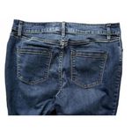 Croft & Barrow  Women's Premium Denim Jeans Size 10 Blue Stretch Cotton Spandex Photo 4