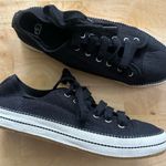 UGG  Claudi Trainers In Black Photo 1