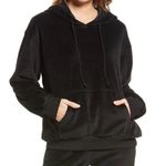 Treasure & Bond NEW Women's Size Medium Black Velour Treatment Hoodie Jacket Photo 0