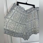 Cato Plus Size 22/24 Paisley Flowy Hi Rise Lightweight Lined Summer Beach Shorts Photo 0