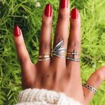 James Avery Tiny Hearts Band Photo 0