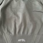 AYBL  Reflex Seamless Long Sleeve Cropped Top  Photo 3