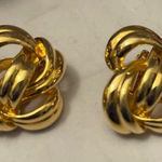 Vintage Gold Tone Double Loop Contemporary Clip Earring Photo 0