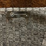 Pretty Garden Top Photo 1