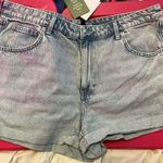 Divided Jean shorts Photo 0