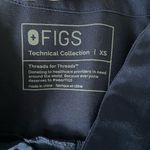 FIGS  Masaya Scrub Zip Up‎ Short Sleeve Shirt Jacket Sz XS in navy Photo 1