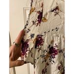 Rewind Boho  Flutter sleeve Floral Lace Top size Medium Photo 4