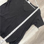 ennead Linen Shirt v Photo 5