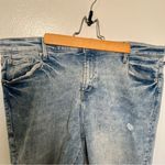 Old Navy  Rockstar Super Skinny Cut Off Shorts Light Wash Photo 2
