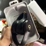 Beats by Dre Beats Solo 4 Wireless  Photo 5