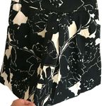 The Limited  A-Line floral pleated skirt Size S Small Cocktail Flair Black White Photo 2