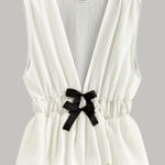 COMMENSE White Textured V Neck Sleeveless Peplum Top Black Bow Accent Size XS Photo 0