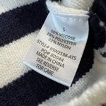 Altar'd State Altr'd State Women's Small Navy White Crop V-Neck Sweater Photo 2