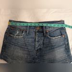 Madewell  Distressed Cruiser Straight Leg Shorts W27 Medium Wash Photo 5