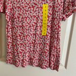 Lucky Brand NWT Lücky Brand Floral Red and White Short Sleeve Woman's Shirt Small Photo 3