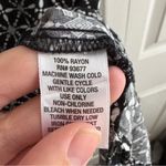Liz Claiborne black white pattern tank size large Photo 3