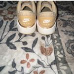 Nike Airmax Pink Camo Photo 3