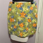 Tommy Bahama Knee Length Skirt. Size 10 Green Photo 0