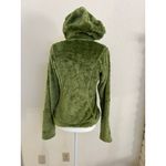 The North Face  Women's Kiri Hoodie Pullover in green monkey fleece Sz Small Photo 6