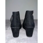 Attention Women's  Black Faux Suede Wedge Ankle Boots Size 8 Photo 3