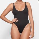 SKIMS Size Small Onyx Black Scoop Neck One Piece Swim Suit Bathingsuit Women's Photo 1