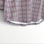 Liz Claiborne 💗 3/$10 💗 geometric print blouse red white black Large EUC Photo 6