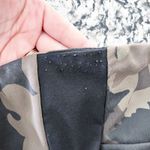 Athleta  Essex Camo Hybrid Tight in Arbor Olive Photo 8