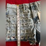 Good American NWT  Distressed Jean Shorts Size 6 Photo 2
