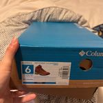 Columbia  Newton Ridge Hiking Boots Photo 2