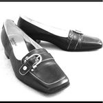 Taryn Rose Leather Loafers Black & Silver with Buckle Women’s EU Size 40 Photo 7