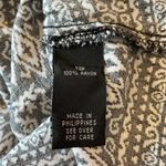 Iz Byer  Black White High Neck Patterned Tank Top Extra Small Photo 4