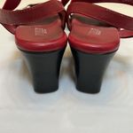 Munro  American Sandals Heart Embellishment Like New Photo 9