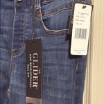 Liverpool 💙💖 NWT  Glider Skinny Ankle Jeans in Pembroke Wash Photo 3