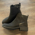 Easy Street MYSTERY WOMENS FAUX LEATHER LEOPARD PRINT ANKLE BOOTS sz 8.5 ww Photo 2