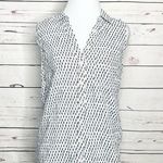 Lila Rose Sleeveless Button Up Collared Casual Shirt Size Medium Photo 0