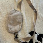 Lululemon Everywhere Fleece Belt Bag Photo 0