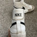Nike Blazer Mid 77 Photo 4
