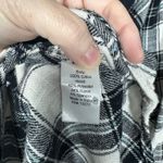 SO  90's Style Grunge Black Plaid Hooded Flannel Shirt - Size XXL - Junior Plus Photo 4